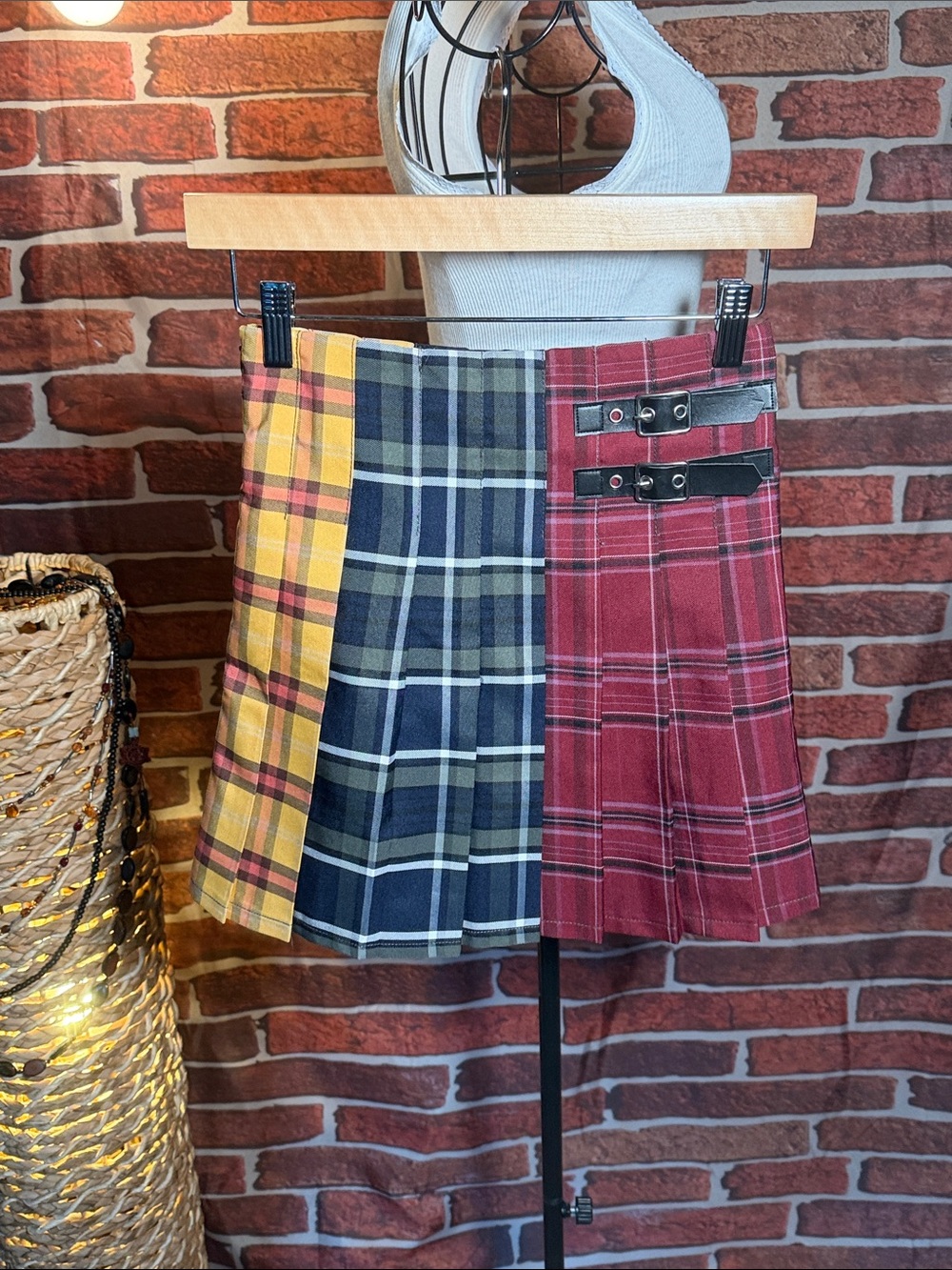 💃🏻 NOBO Pleated Plaid Tartan Mini Skirt Yellow Blue Red Punk Grunge Sz 1 / NWOT